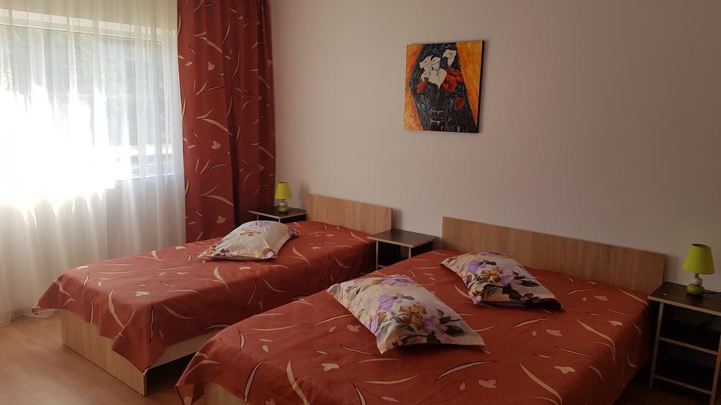 Casa Rustica Apart & Rooms Cîmpineanca Eksteriør bilde